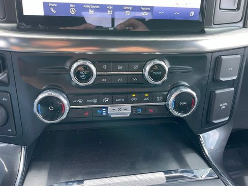 Used 2023 Ford F150 Lariat w/ Equipment Group 502A High AWD/4WD image 11