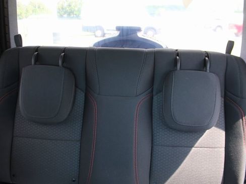 Used 2022 Jeep Wrangler Rubicon w/ Cold Weather Group image 25