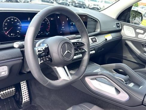 New 2026 Mercedes-Benz GLS 450 4MATIC image 18