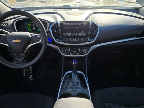 Used 2018 Chevrolet Volt LT image 18