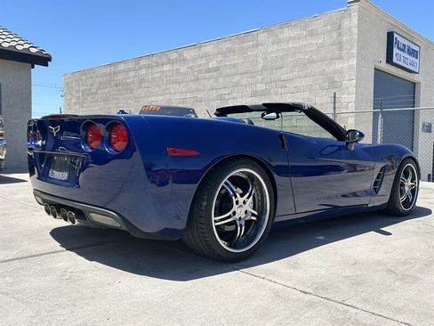 Used 2005 Chevrolet Corvette Convertible w/ Preferred Equipment Group RWD image 6