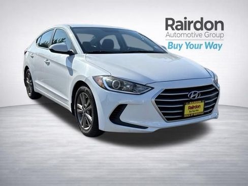 Used 2018 Hyundai Elantra SEL FWD image 1