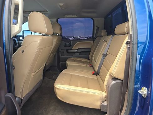 Used 2017 GMC Sierra 2500 Denali w/ Duramax Plus Package AWD/4WD image 6