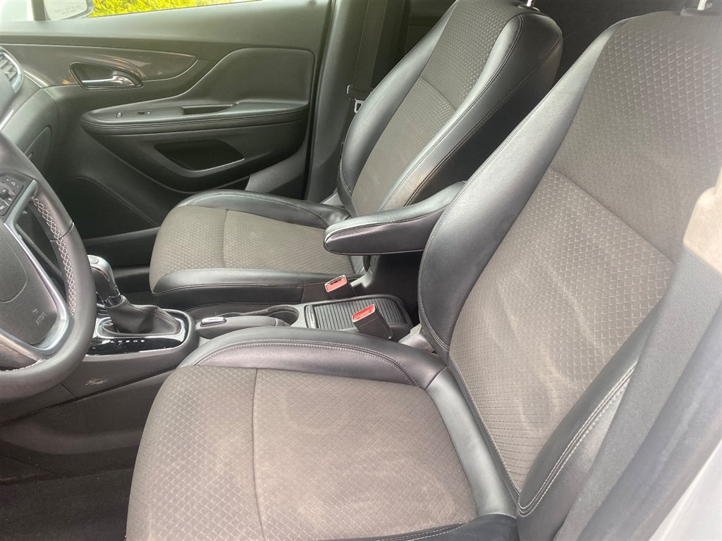 Used 2019 Buick Encore Preferred FWD image 8