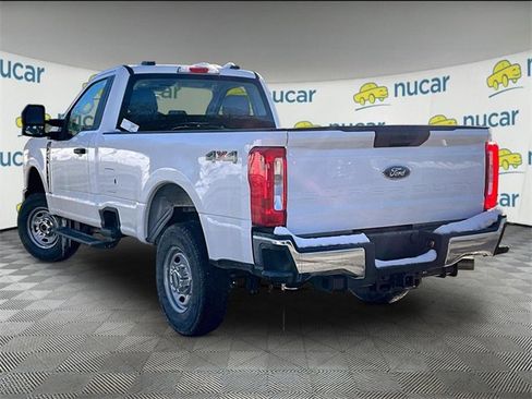 New 2026 Ford F250 XL w/ XL Chrome Package image 4