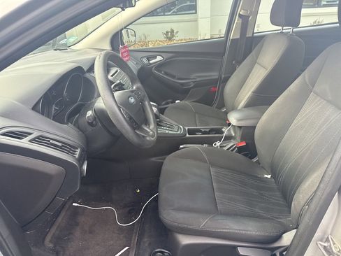 Used 2016 Ford Focus SE image 7
