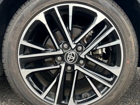 Certified 2025 Toyota Camry XLE FWD image 27