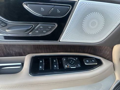 Used 2024 Lincoln Navigator L Reserve image 18