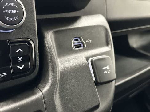 Used 2025 RAM ProMaster 2500 w/ Convenience Group FWD image 24