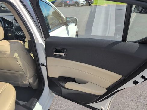 Used 2018 Acura ILX FWD image 35