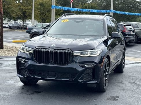 Used 2022 BMW X7 xDrive40i w/ M Sport Package AWD/4WD image 13