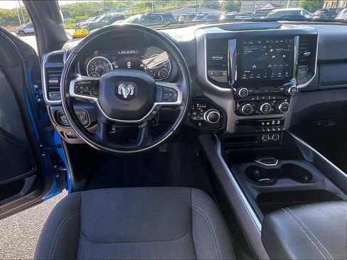 Used 2022 RAM 1500 Big Horn AWD/4WD image 17