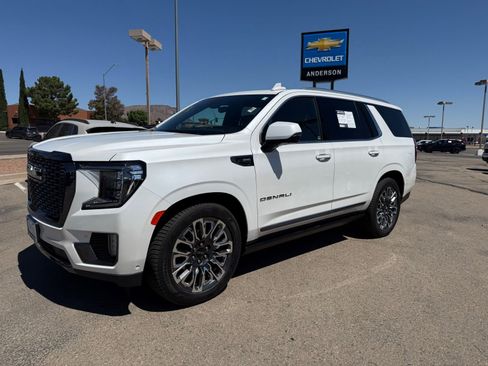 Used 2024 GMC Yukon Denali Ultimate AWD/4WD image 1