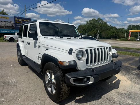 Used 2020 Jeep Wrangler Unlimited Sahara AWD/4WD image 8