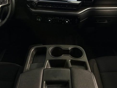 Used 2023 Chevrolet Silverado 1500 LT AWD/4WD image 21