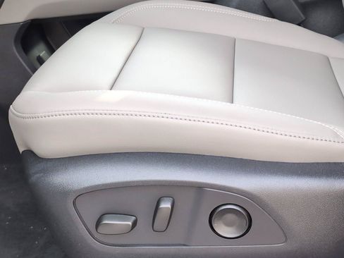 New 2026 GMC Acadia Elevation w/ Elevation Premium Package FWD image 13