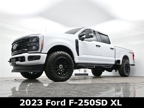 Used 2023 Ford F250 XL w/ STX Appearance Package image 20
