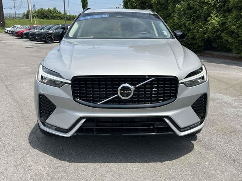 Certified 2025 Volvo XC60 B5 Ultra AWD/4WD image 8