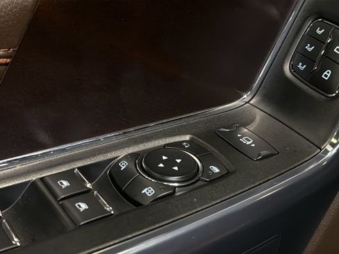 Used 2025 Ford F350 King Ranch AWD/4WD image 21