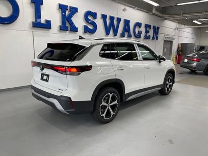 New 2026 Volkswagen Tiguan SE