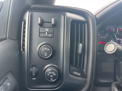 Used 2018 Chevrolet Silverado 2500 LTZ w/ Duramax Plus Package image 26