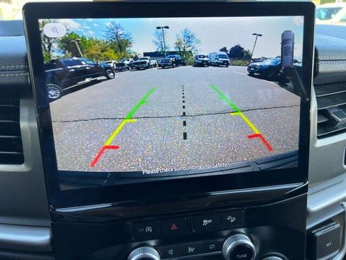 Used 2024 Ford Expedition XLT AWD/4WD image 14