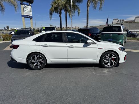 Certified 2023 Volkswagen Jetta GLI Autobahn image 11