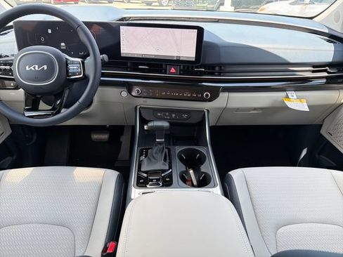 New 2026 Kia Carnival SX Prestige FWD image 9
