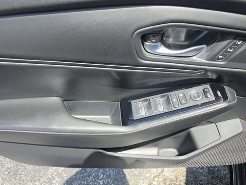 Used 2024 Honda Accord Touring image 17