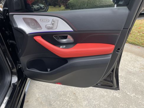 Certified 2025 Mercedes-Benz GLE 53 AMG 4MATIC Coupe image 47