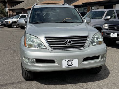Used 2004 Lexus GX 470 w/ Preferred Accessory Pkg AWD/4WD image 33