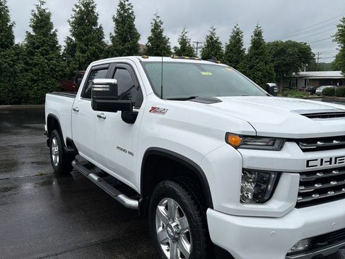 Used 2021 Chevrolet Silverado 2500 LT w/ Z71 Chrome Sport Edition AWD/4WD image 7