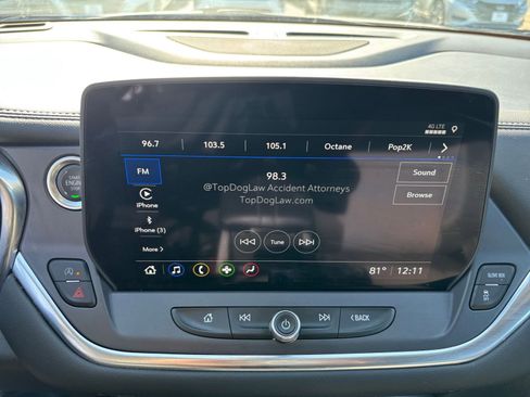 Used 2025 Chevrolet Blazer LT image 21