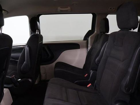 Used 2016 Dodge Grand Caravan SE w/ Quick Order Package 29E SE image 24