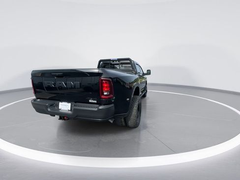 Used 2025 RAM 3500 Tradesman AWD/4WD image 9
