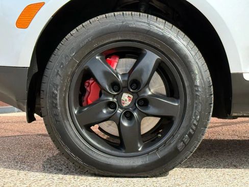 Used 2003 Porsche Cayenne S image 26