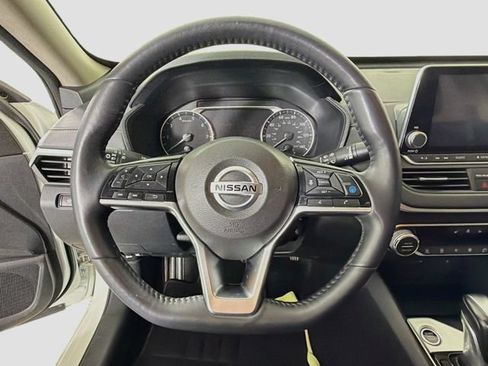 Used 2019 Nissan Altima 2.5 SV AWD/4WD image 12