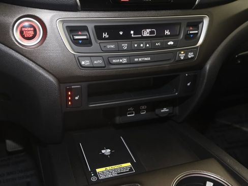 Used 2024 Honda Passport TrailSport image 26