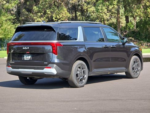 New 2026 Kia Carnival EX image 4
