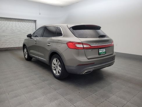 Used 2016 Lincoln MKX Premiere image 5