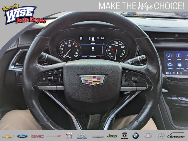 Used 2020 Cadillac XT6 Premium Luxury AWD/4WD image 12