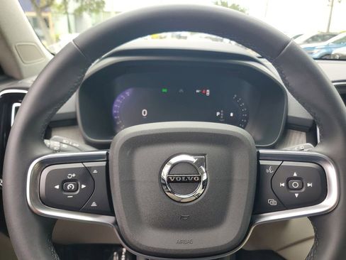 Certified 2024 Volvo XC40 B5 Plus w/ Climate Package AWD/4WD image 21