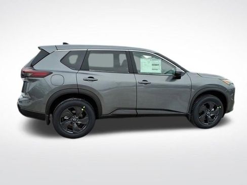 New 2026 Nissan Rogue SV image 8