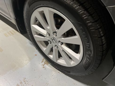 Used 2012 Honda Civic EX-L image 19