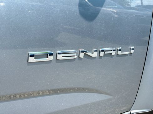 Used 2022 GMC Canyon Denali AWD/4WD image 14