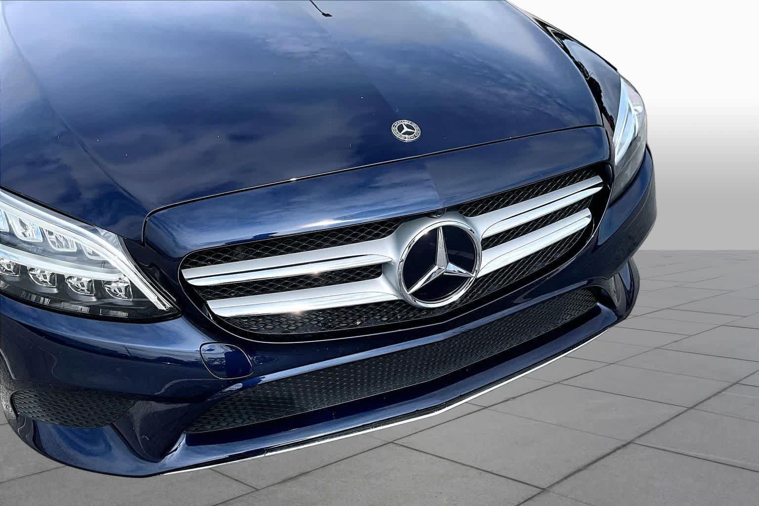Used 2019 Mercedes-Benz C 300 4MATIC Sedan image 30