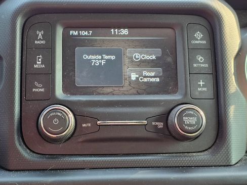 Used 2018 Jeep Wrangler Unlimited Sport S AWD/4WD image 15
