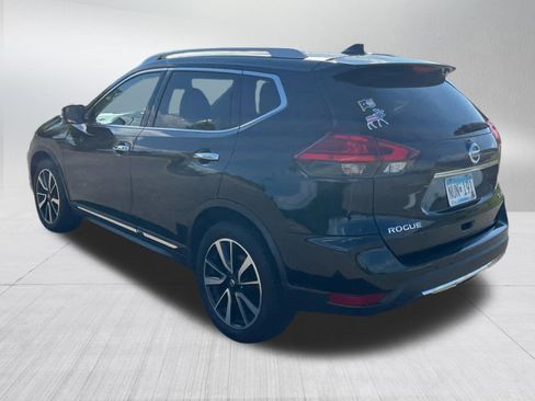 Used 2017 Nissan Rogue SL w/ SL Premium Package AWD/4WD image 4