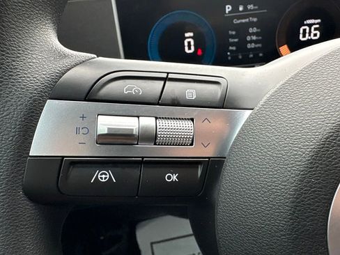 Certified 2025 Hyundai Santa Cruz SEL FWD image 19