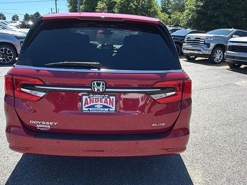 Used 2022 Honda Odyssey Elite image 6
